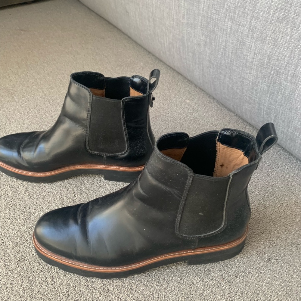 Coach trendy black boots